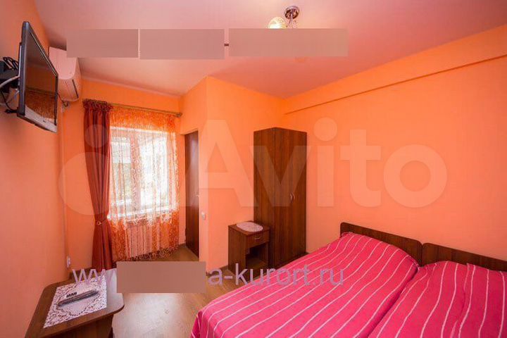 Комната 15 м² в 4-к., 1/2 эт.