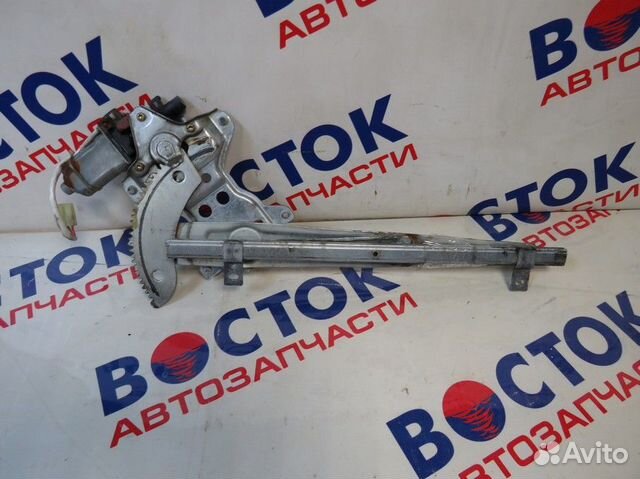 Стеклоподъемник Перед Право daihatsu charade G200S