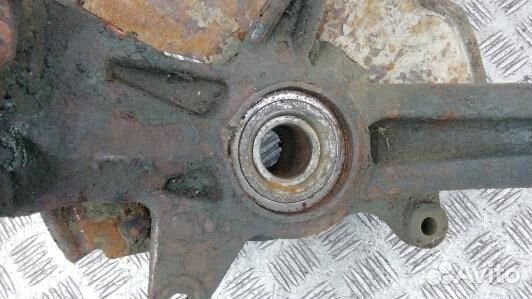 Ступица передняя левая mazda 6 1 (2BE15K901)