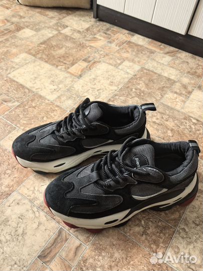 Кроссовки мужские 43 размера бу