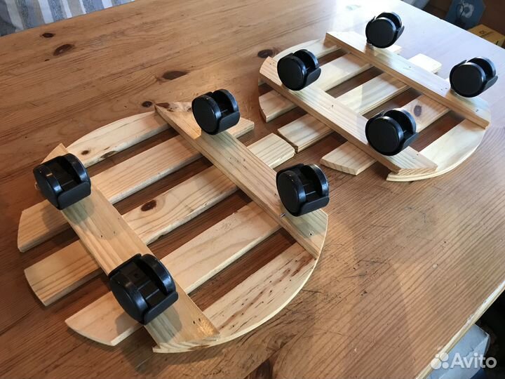 Подставки для цветочных горшков из дерева