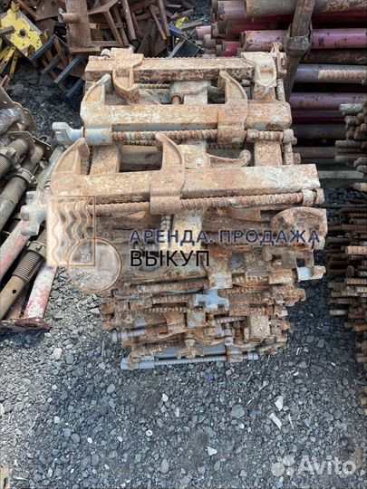 Замок клиновой