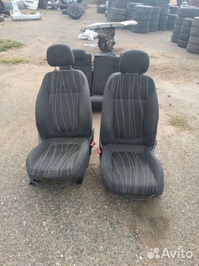 Комплект сидений Opel Corsa D