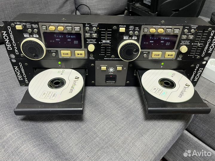 DJ проигрыватель Denon DN-D4500