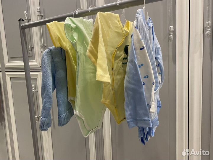 Набор одежды в постельных тонах