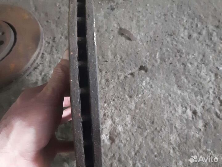 Диски тормозные