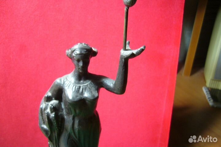 Статкуэтка