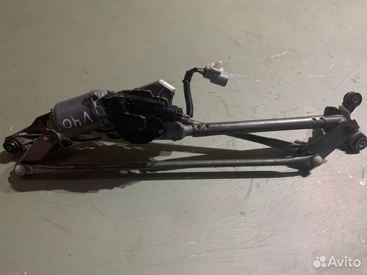 Трапеция стеклоочистителя передняя Toyota Camry