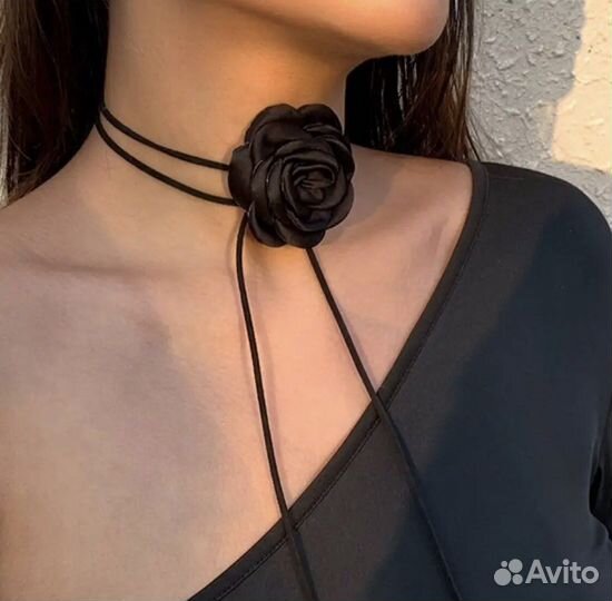 Чокер цветок
