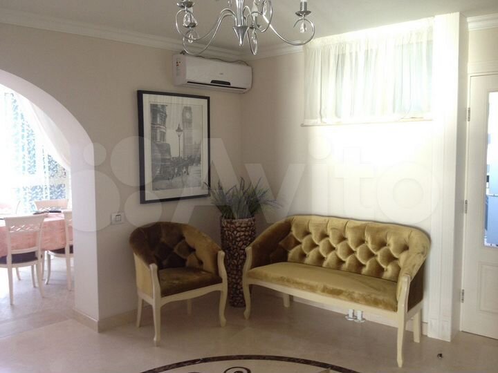 2-к. квартира, 140 м², 19/23 эт.