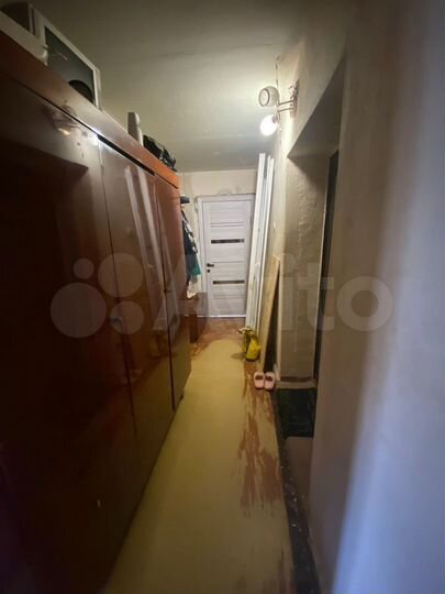 Доля в 2-к. квартире, 44 м², 3/5 эт.