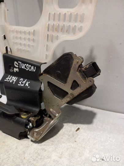 Замок двери задний правый Hyundai Tucson G4GC 2008