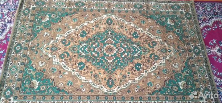 Ковер шерстяной