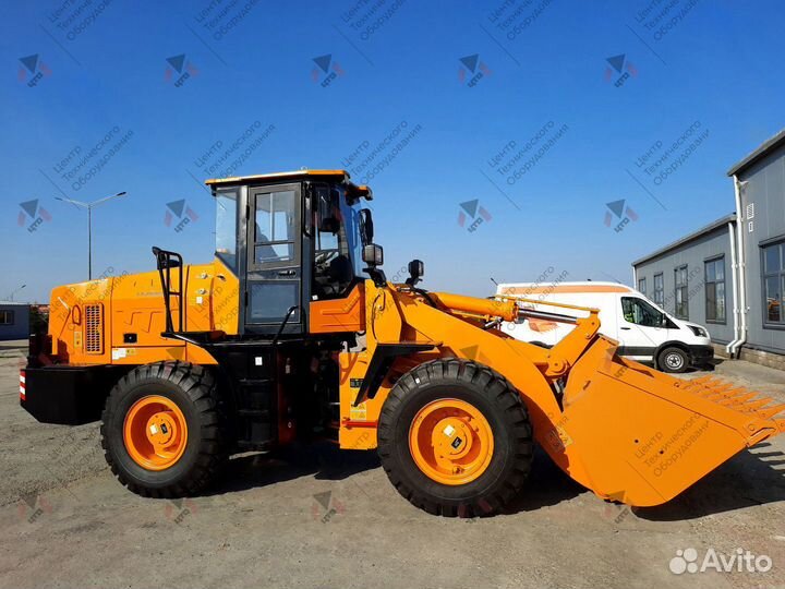 Фронтальный погрузчик Lonking LG833N, 2023