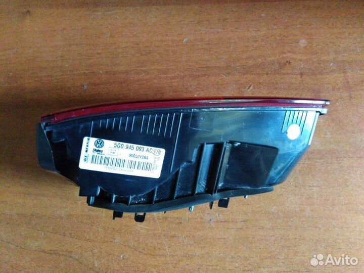 Фонарь внутренний задний левый Volkswagen Golf