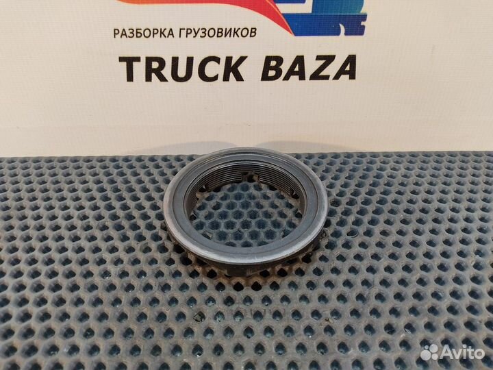 1396548 Гайка ступицы задней