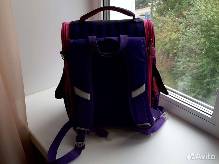 Школьный рюкзак