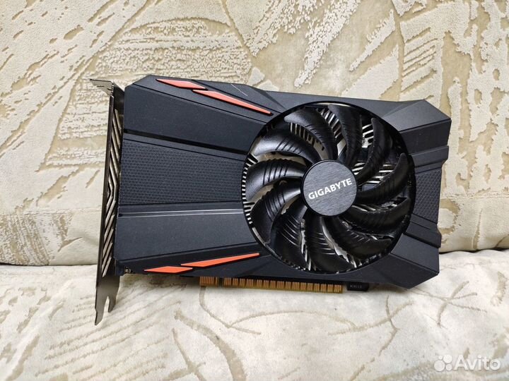 Gigabyte GTX 1050 2Gb / inno3D GTX 1050 2Gb