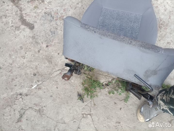 Пассажирское сидение Daewoo Nexia