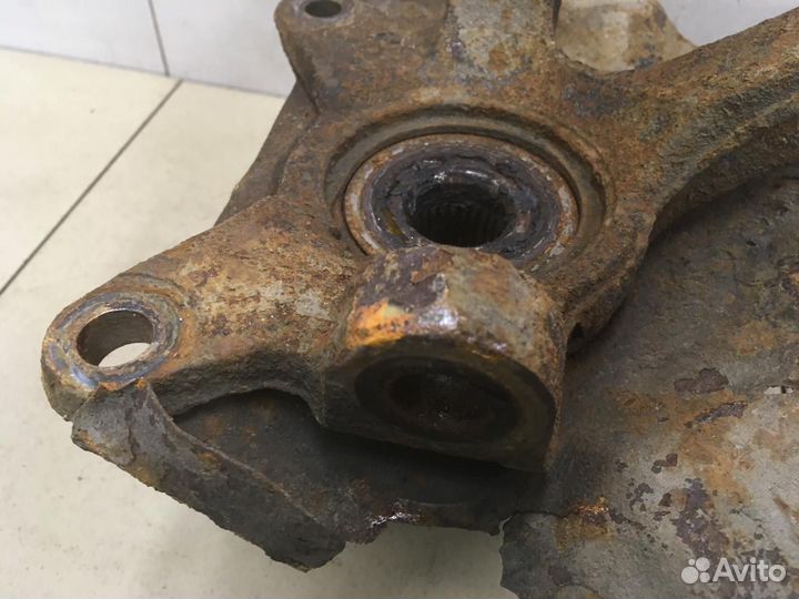 Кулак поворотный передний правый Accent II (+тагаз