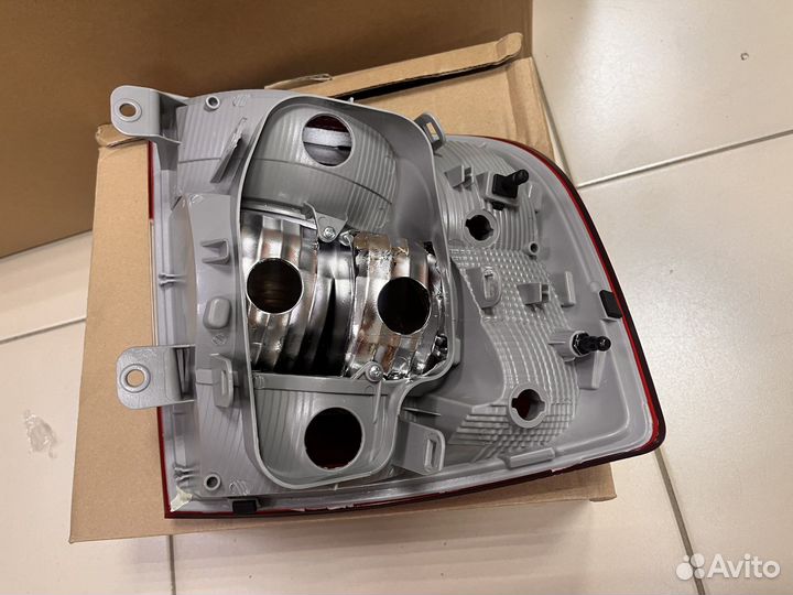 Фонарь задний skoda rapid