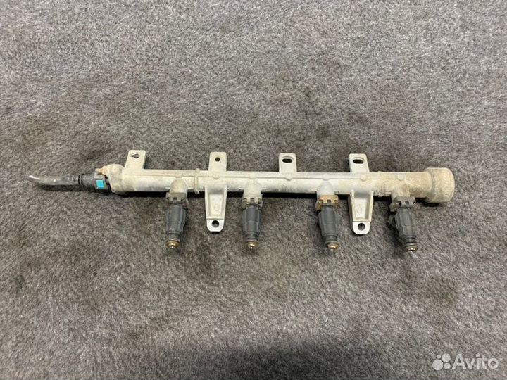 Форсунка топливная Hyundai Getz TB 2003