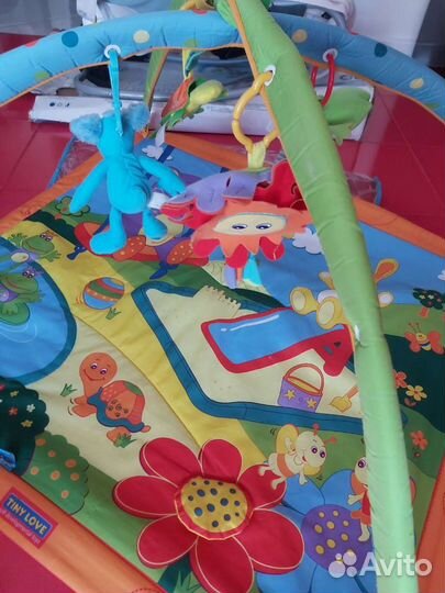 Развивающий коврик tiny love