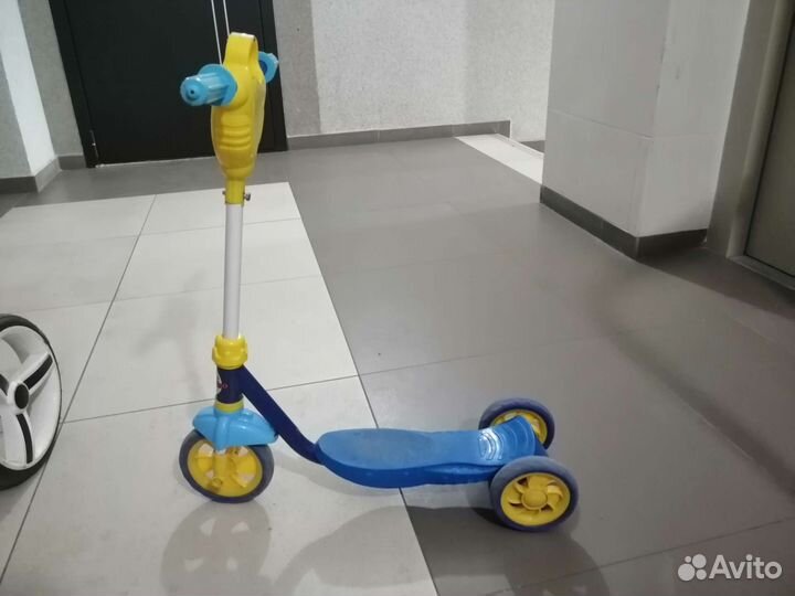 Самокат детский трехколесный бу