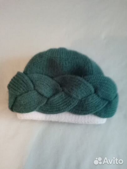 Шапка женская вязаная