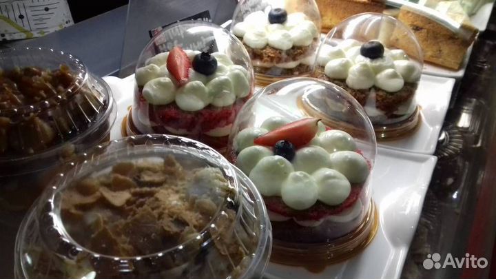 Упаковка для десертов пироженых