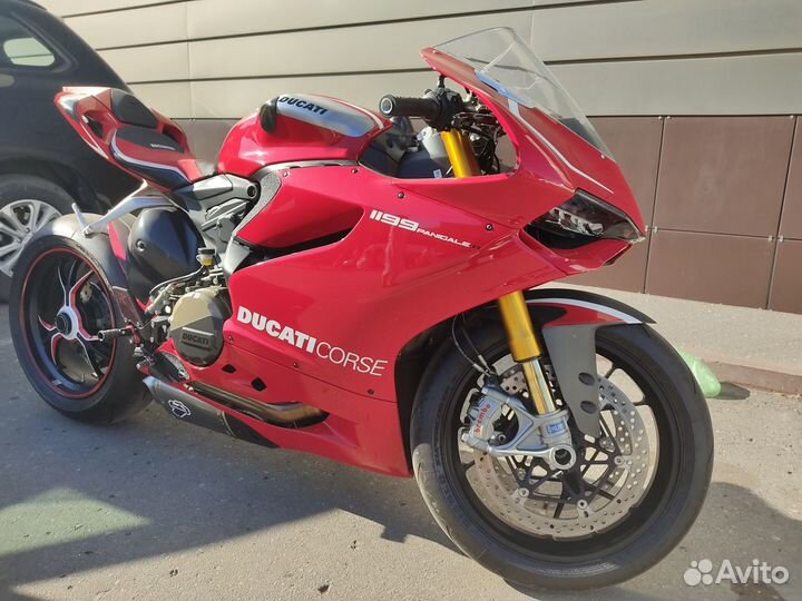 Спорт-байк Ducati 1199 panigale R