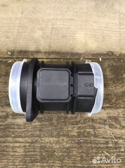 Расходомер воздуха Opel Vivaro