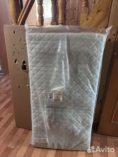 Детская кровать IKEA с матрасом