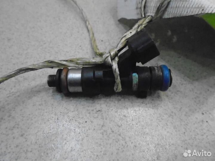 Форсунка инжекторная Nissan X-trail T31 2007-2015