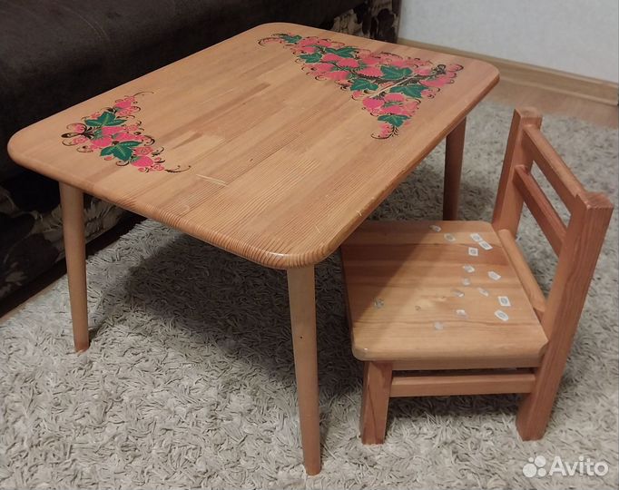 Детский стол и стульчик