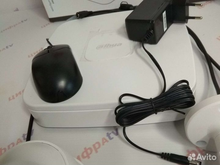 Видеонаблюдение 11 камер IP с микрофоном 4Мп