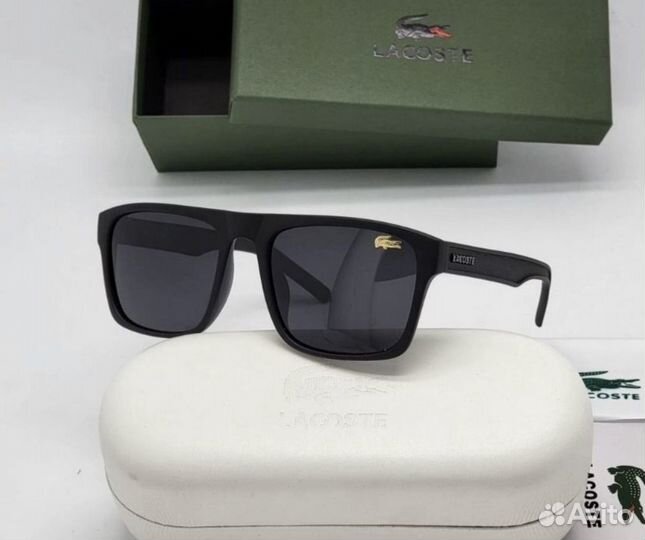 Солнцезащитные очки lacoste