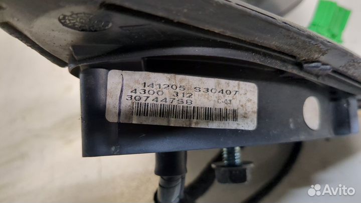 Зеркало боковое правое Volvo V70, 2008