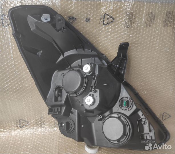 Фара hyundai H-1 / starex