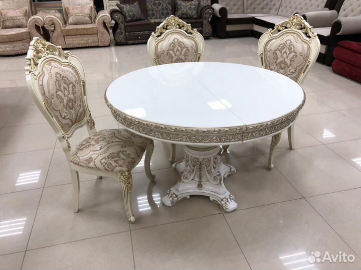 Стол барокко