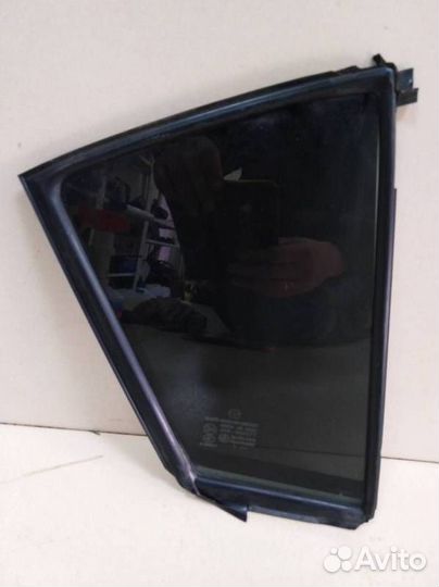 Стекло двери задней правой форточка Mazda Mazda 3
