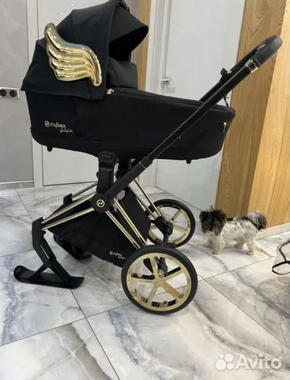 Коляска Cybex Priam by Jeremy Scott 3 в 1