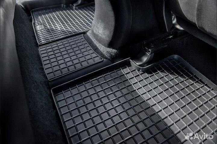 Резиновые коврики для BMW X2 xDrive (2017-2024)