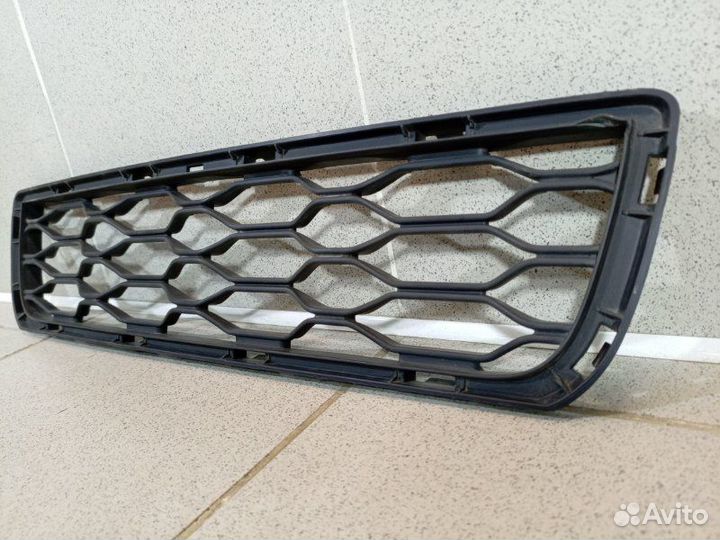 Решетка в бампер центральная Mini Hatch F55