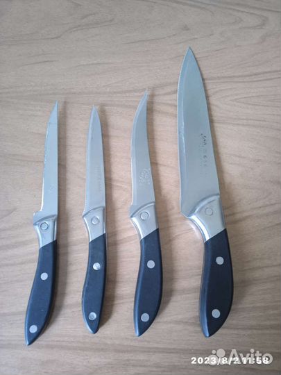 Набор кухонных ножей