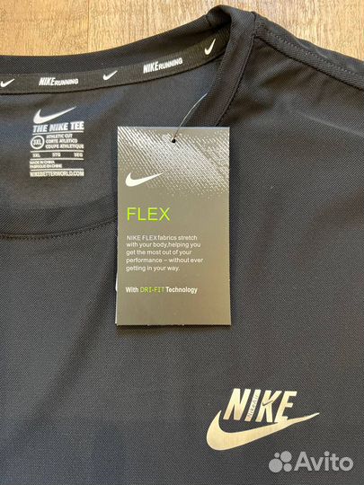 Спортивная футболка Nike