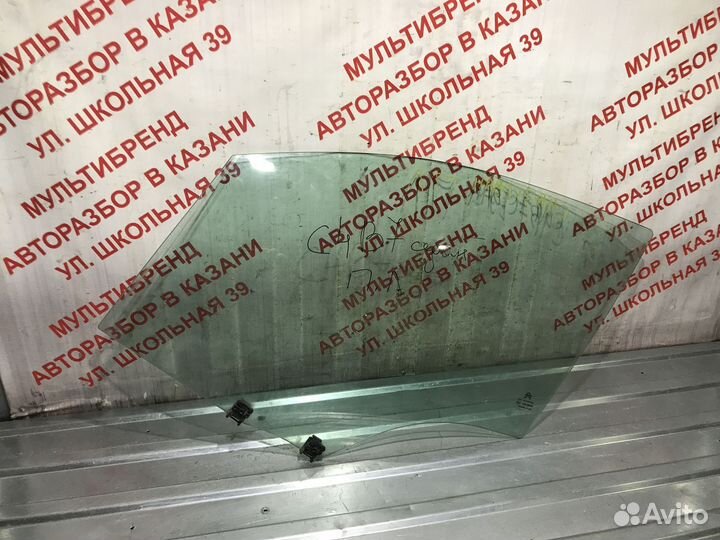 Стекло переднее левое Ситроен C4 B7