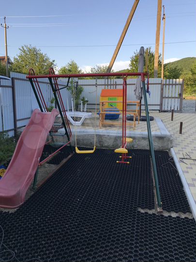 Дом 90 м² на участке 4 сот.