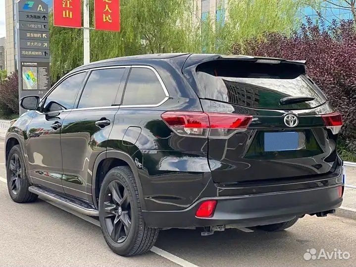 Toyota Highlander 2.0 AT, 2020, 50 000 км