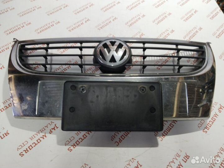 Решетка радиатора Volkswagen Touran 1T BMY 2009